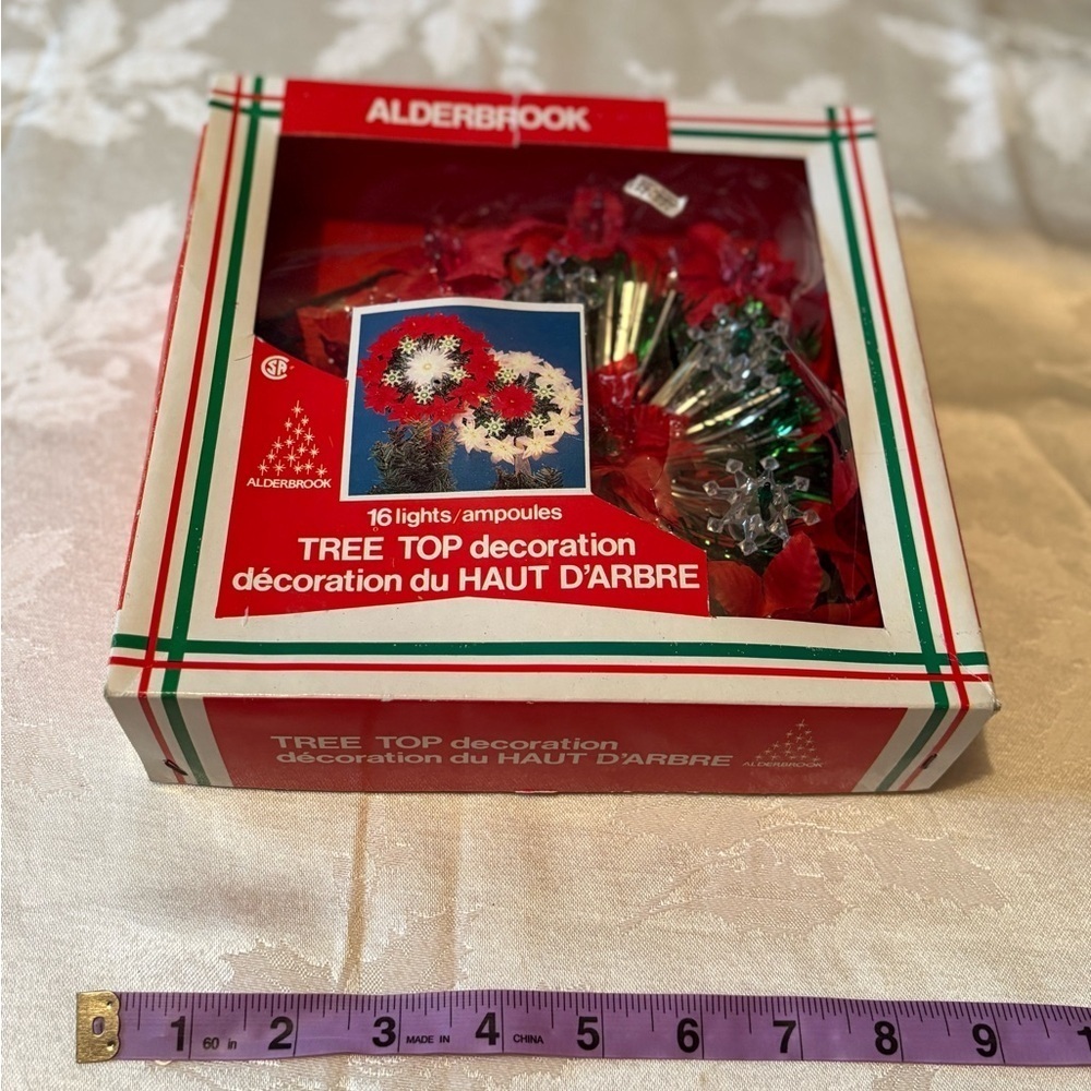 Vintage Alderbrook Tree Top Decoration with Lights